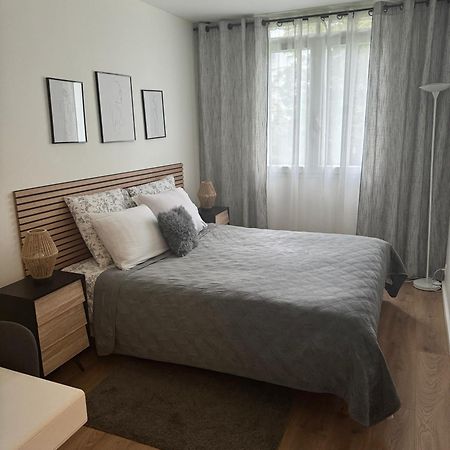 Une Chambre Dans Un Appartement Ablon-sur-Seine Eksteriør billede