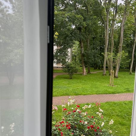 Une Chambre Dans Un Appartement Ablon-sur-Seine Eksteriør billede