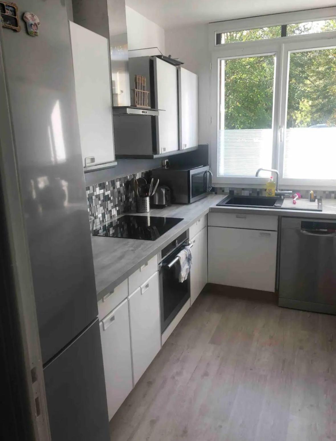 Une Chambre Dans Un Appartement Ablon-sur-Seine Eksteriør billede